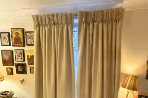 Home 65 Curtain Cleaning in London